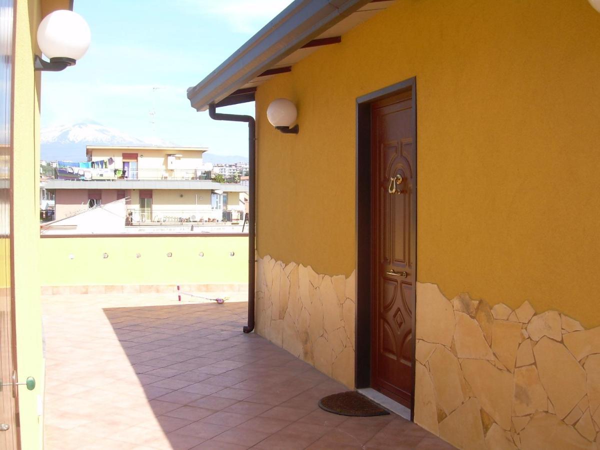 Villa Attico Etnamare Gravina di Catania Exterior foto